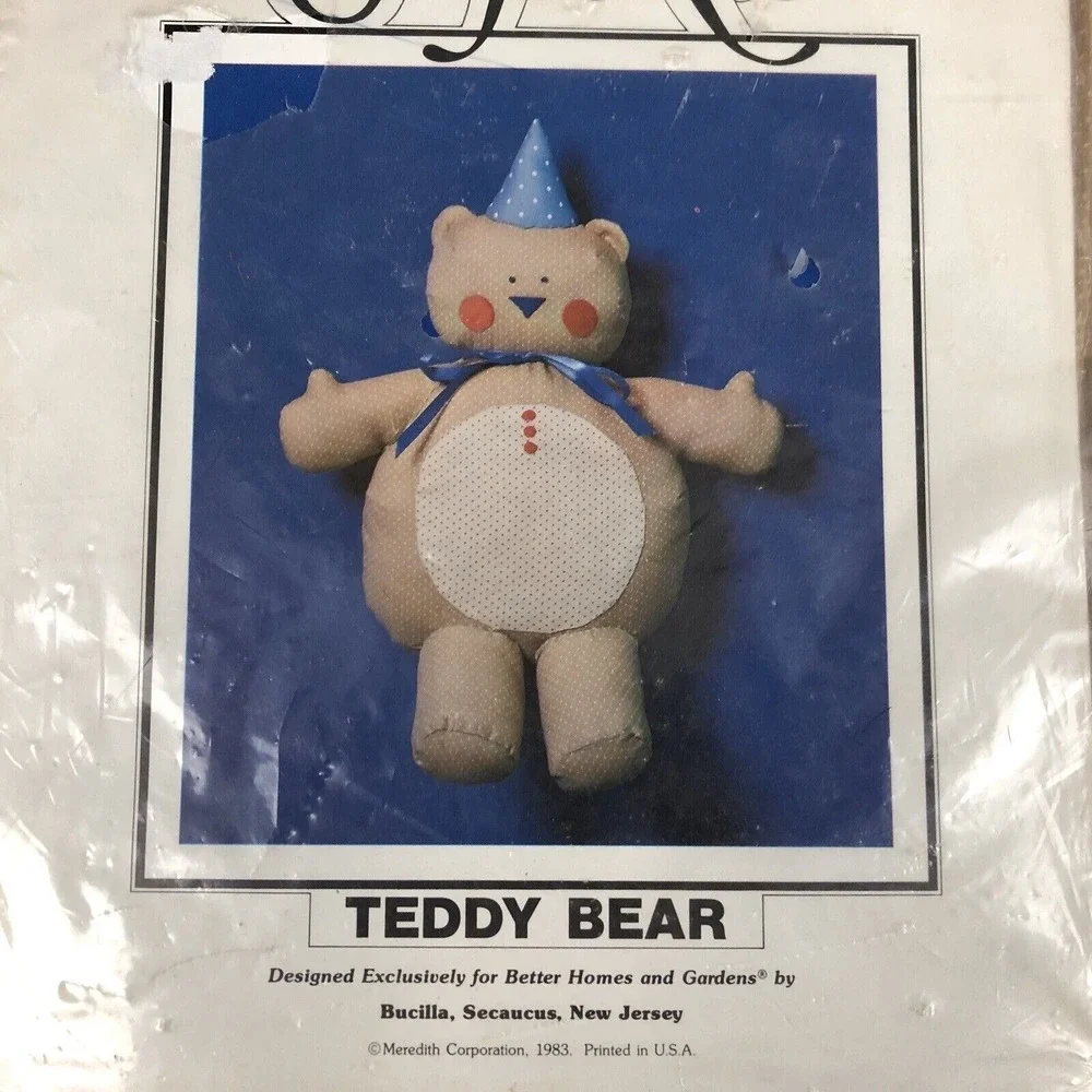 BETTER HOMES AND GARDEN CRAFT KIT TEDDY BEAR BIRTHDAY HAT By BUCILLA #28132‎